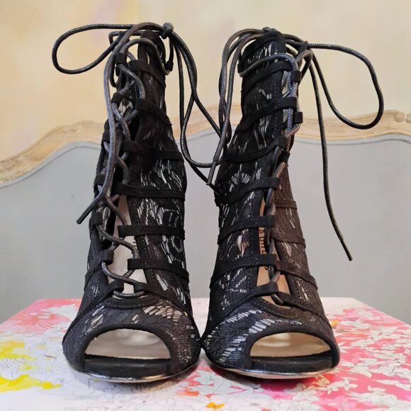 Chinese Laundry "Jingle" lace peep toe stiletto bootie, size 6.5, like new! - Picture 4 of 13